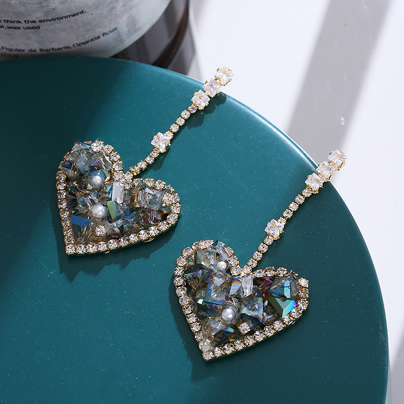 Women Fashion Nz - Nuovi Orecchini a Cuore in Cristallo