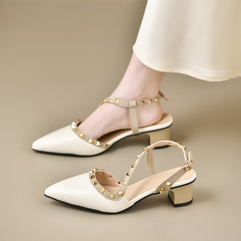 Women Fashion Ideas - Sandali da donna alla moda con