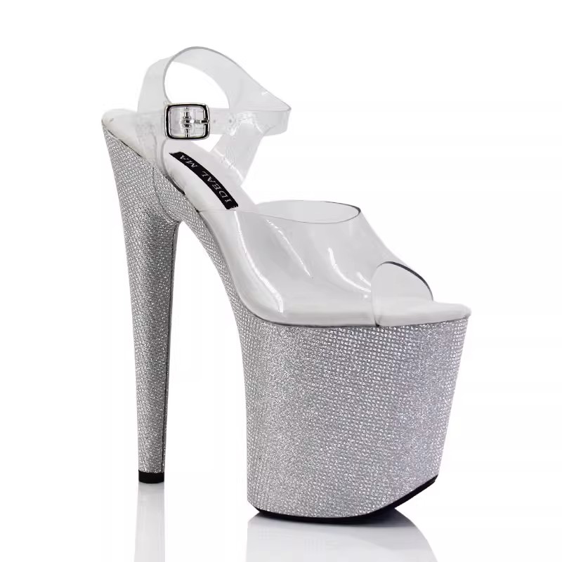 Women Fashion Model - Nuovo modello Sandali con tacco alto