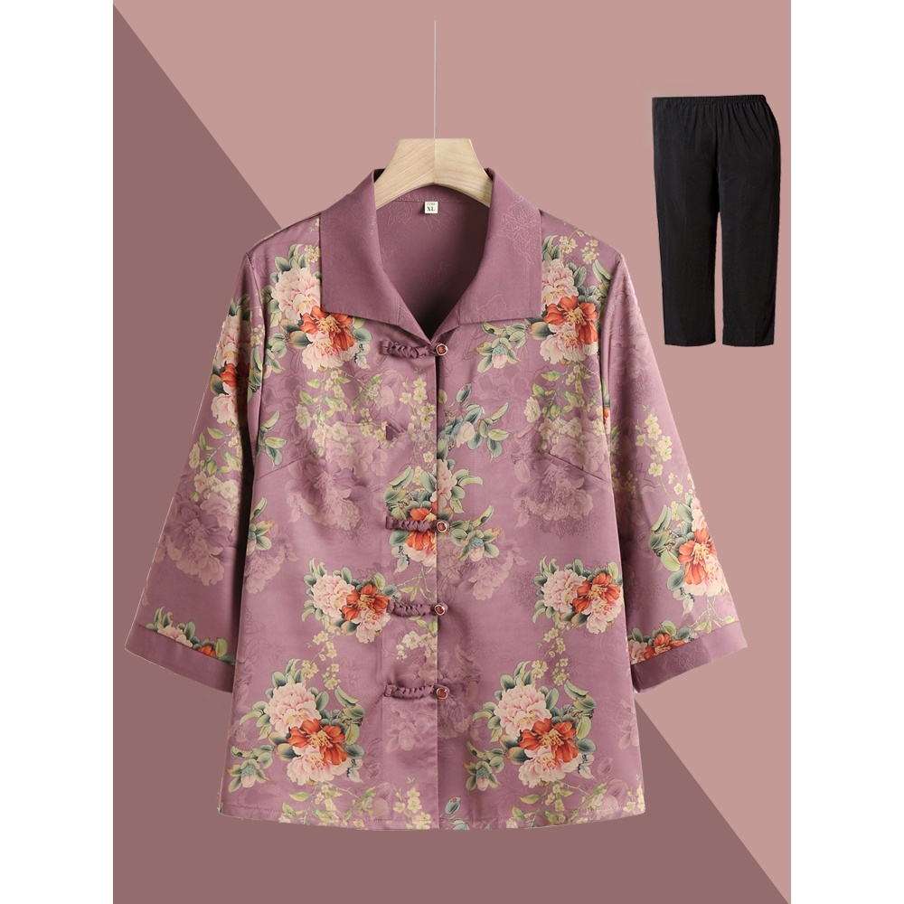 Women Fashion Over 60 - Elegante Camicia a Maniche Tre Quarti