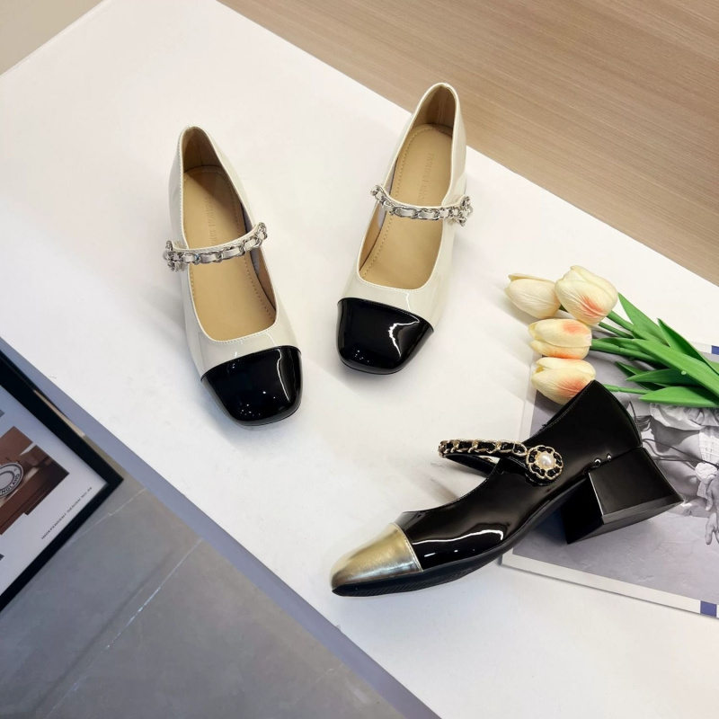 Nuovo modello 2026: Scarpe Mar - Women Fashion Model recensione e prezzo