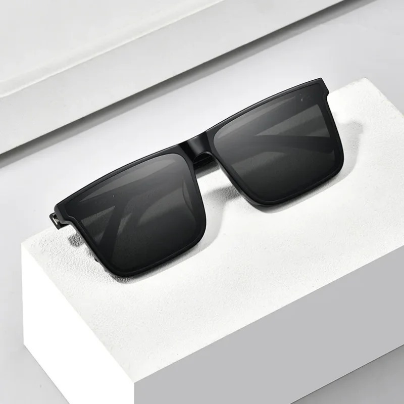 Nuovi Occhiali da Sole Anti-UV - Women'S Fashion Eyeglass Frames recensione e prezzo