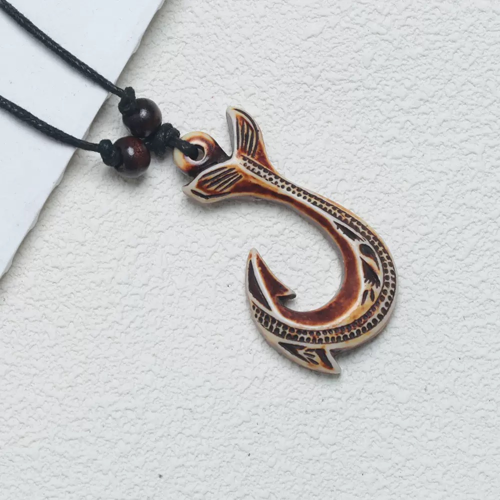 Collana con ciondolo a forma d - Women Fashion Nz recensione e prezzo