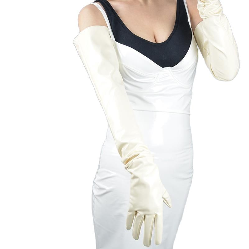 Guanti in Pelle Verniciata Ext - Women Fashion Over 60 recensione e prezzo
